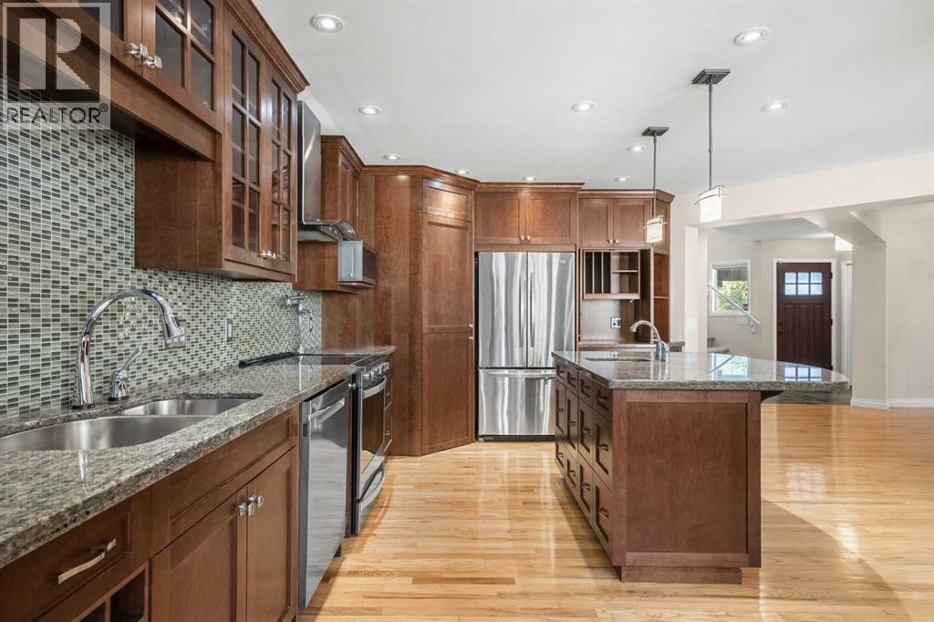 7826 Springbank Way Sw, Calgary, Alberta  T3H 4J8 - Photo 4 - A2258636