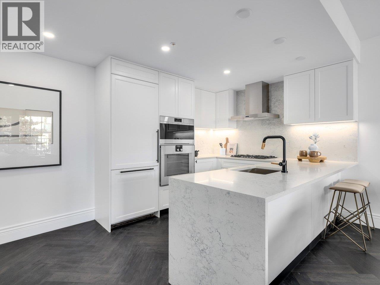 213 2096 W 47th Avenue, Vancouver, British Columbia  V6M 0E5 - Photo 2 - R3046060