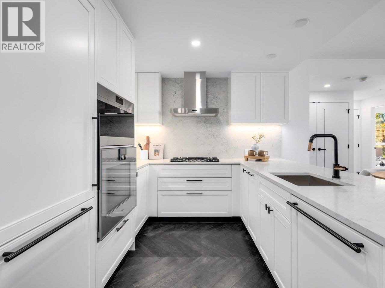 213 2096 W 47th Avenue, Vancouver, British Columbia  V6M 0E5 - Photo 3 - R3046060