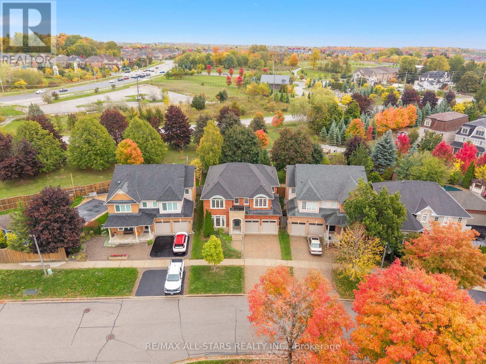 9 Wood Thrush Avenue, Markham, Ontario  L3S 4A8 - Photo 3 - N12472323