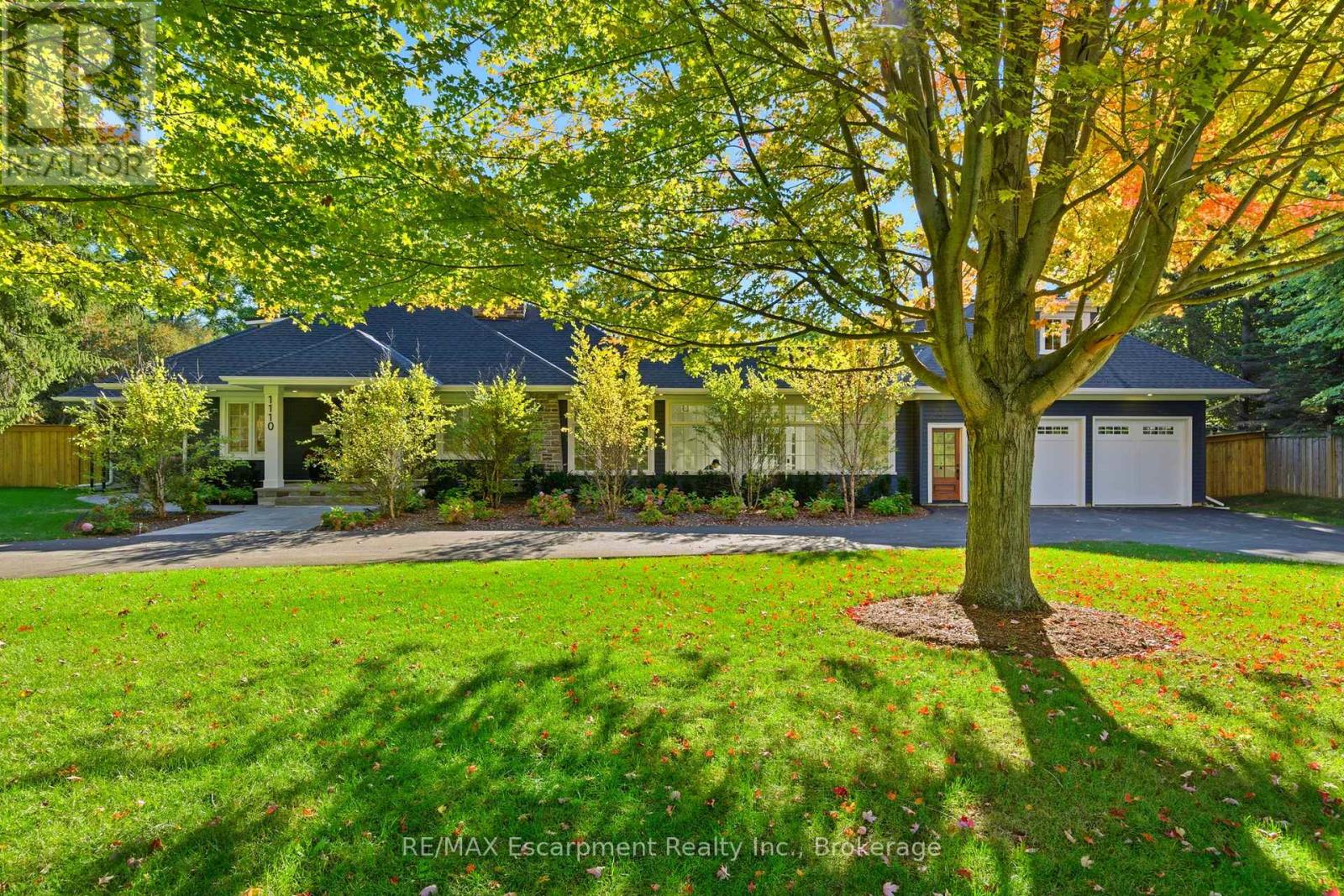 1110 LAKESHORE ROAD W, Oakville, Ontario