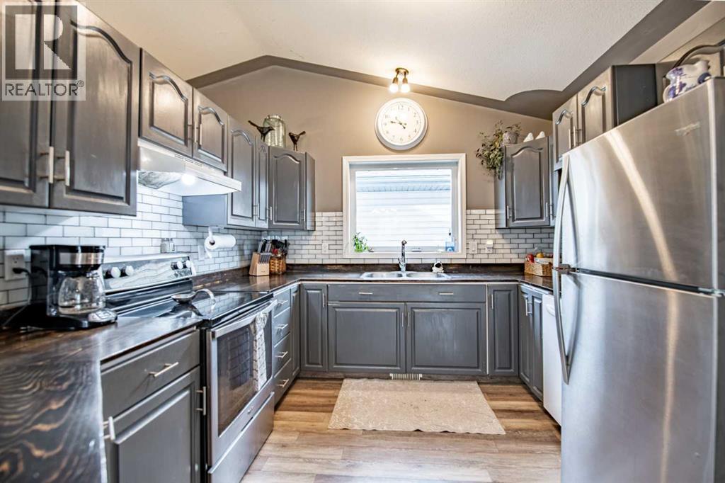 23 Harper Drive, Sylvan Lake, Alberta  T4S 1T4 - Photo 6 - A2265639