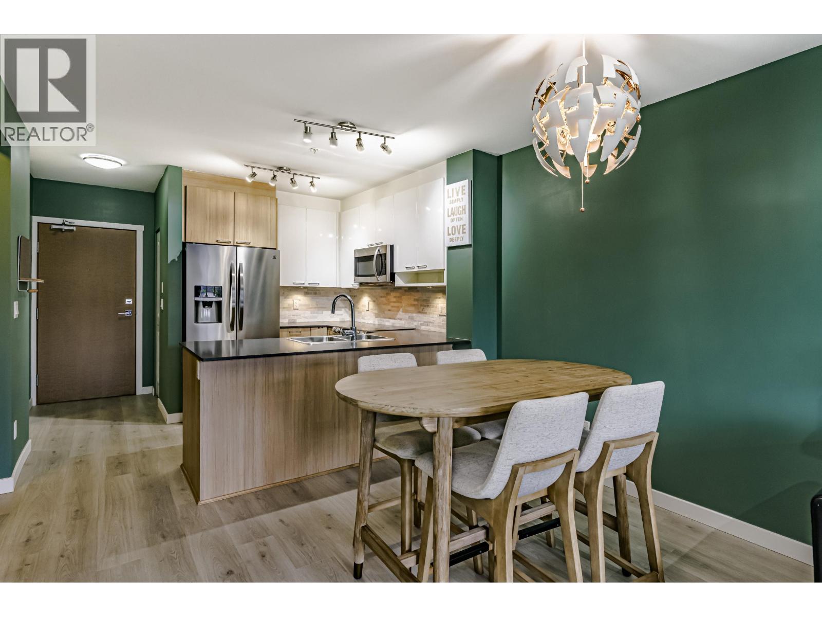 202 202 Lebleu Street, Coquitlam, British Columbia  V3K 4L6 - Photo 17 - R3060199
