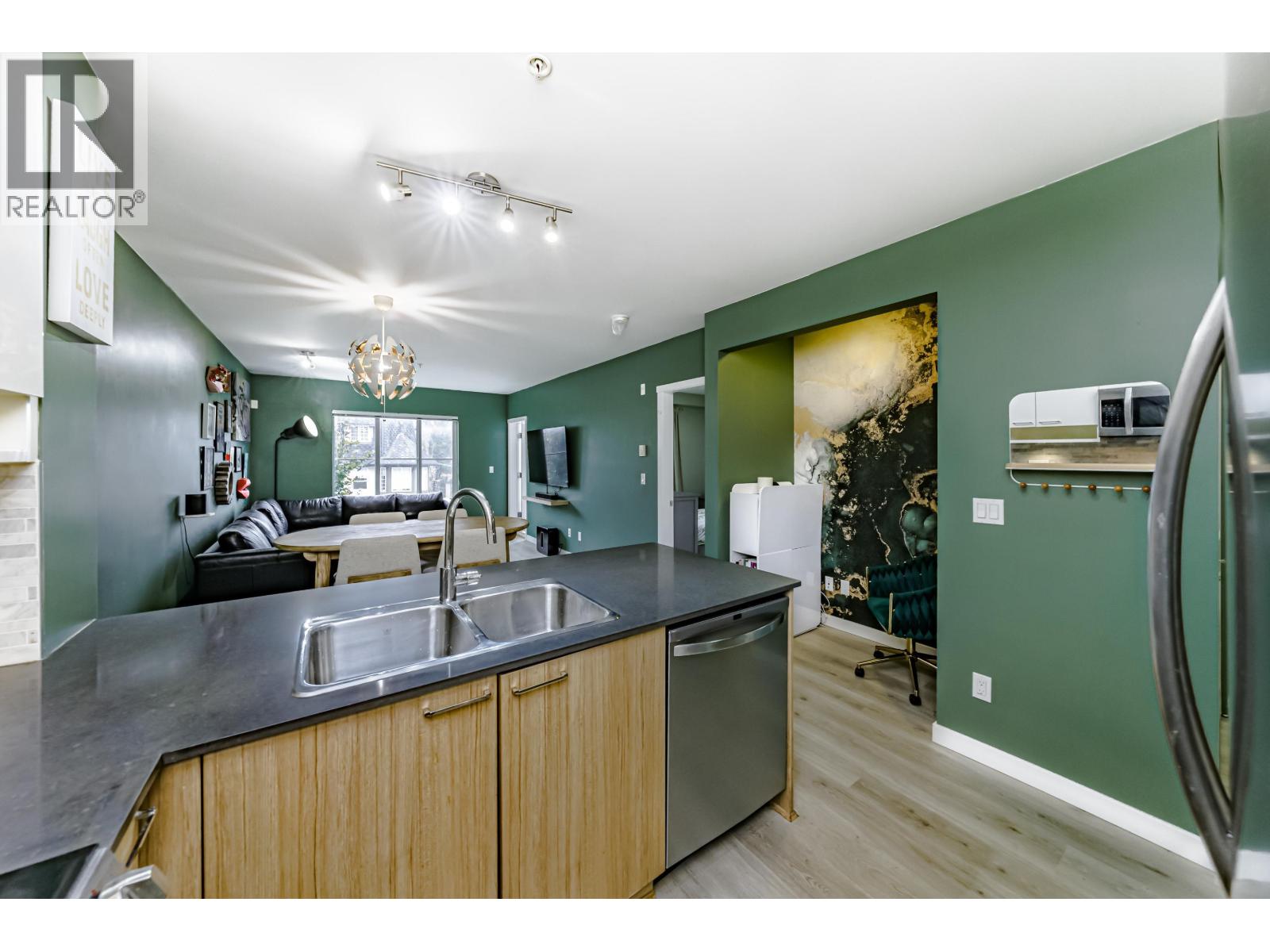 202 202 Lebleu Street, Coquitlam, British Columbia  V3K 4L6 - Photo 21 - R3060199