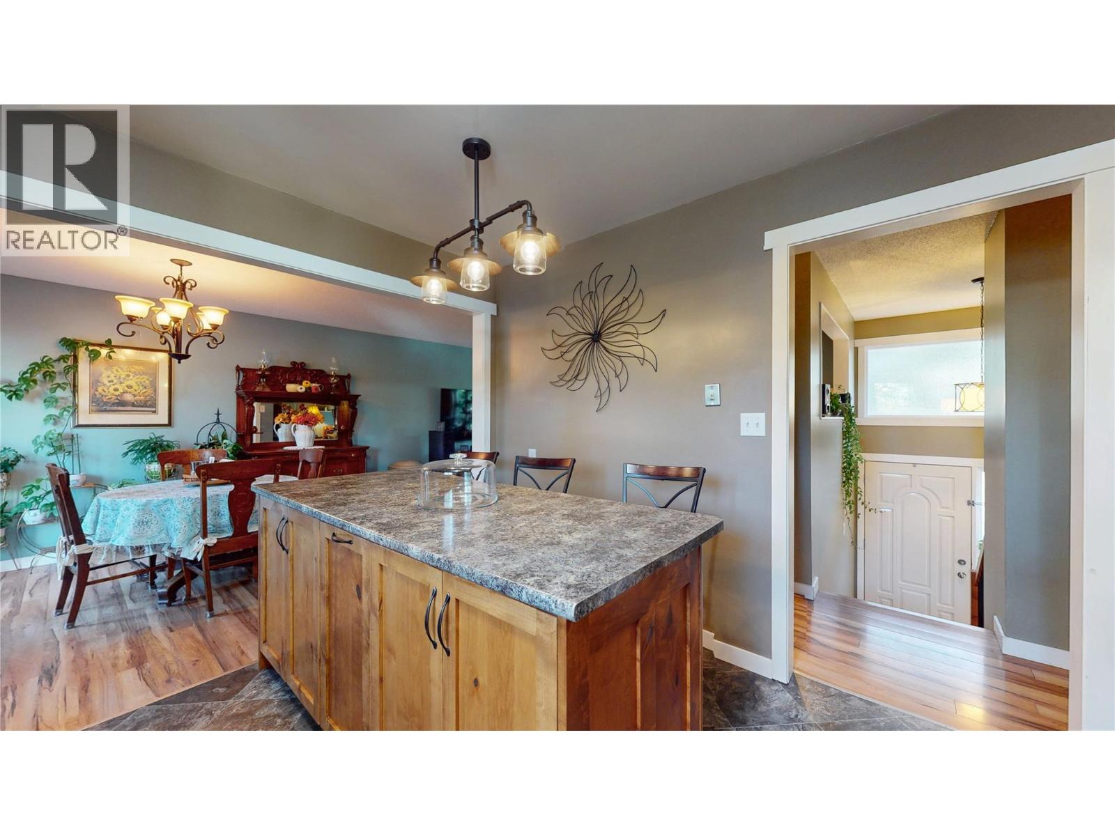 3600 53rd Street S, Cranbrook, British Columbia V1C 7A3 - Photo 5 - 10365740