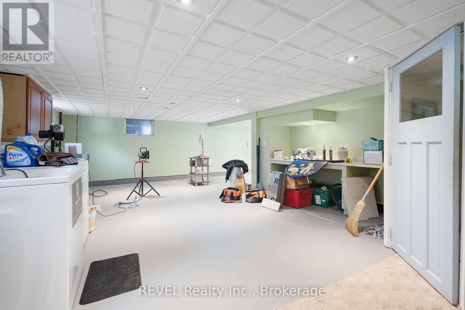 Lower - 6801 Lundys Lane, Niagara Falls, Ontario  L2G 1V6 - Photo 4 - X12472750