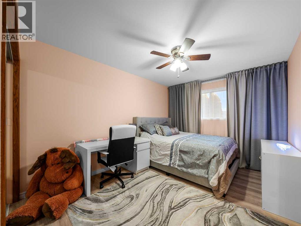 46 Shannon Crescent Sw, Calgary, Alberta  T2Y 2T8 - Photo 26 - A2264924