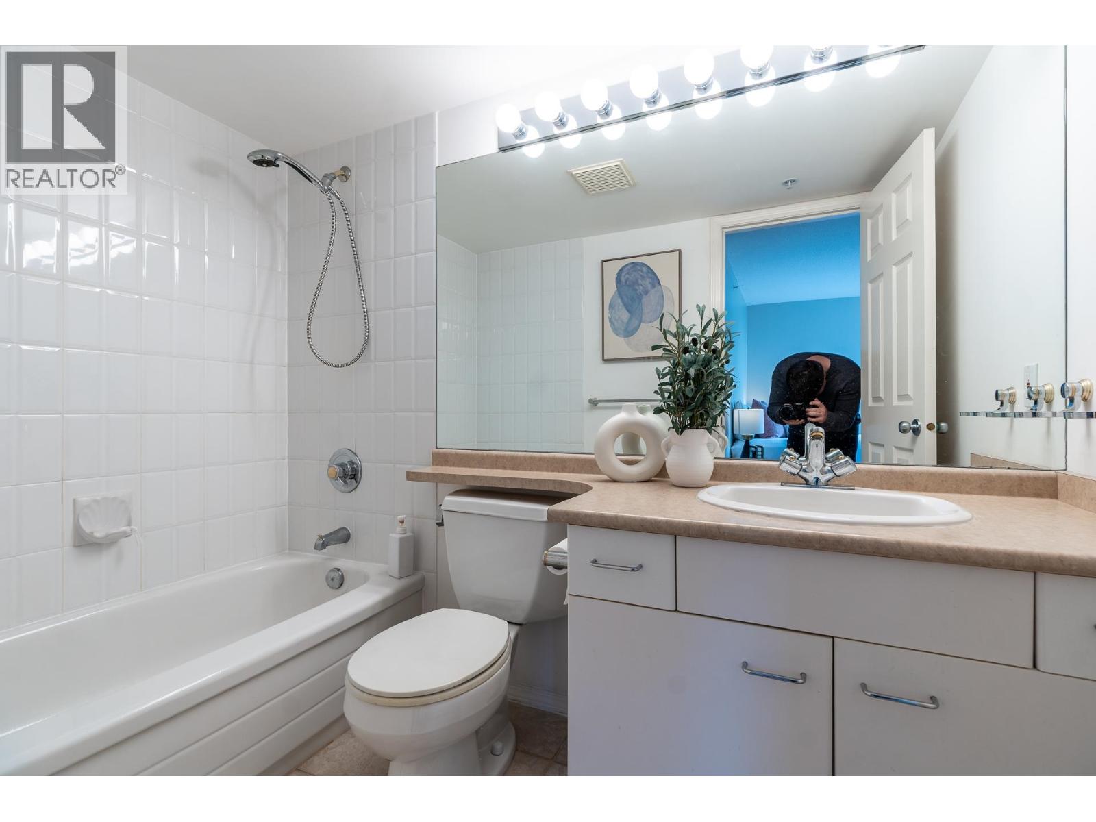 405 1148 Heffley Crescent, Coquitlam, British Columbia  V3B 8A6 - Photo 16 - R3060198