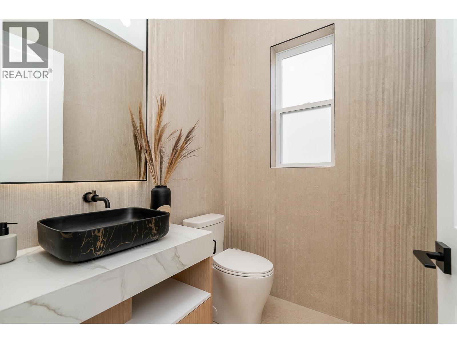 2715 Henry Street, Port Moody, British Columbia  V3H 2J8 - Photo 12 - R3060213