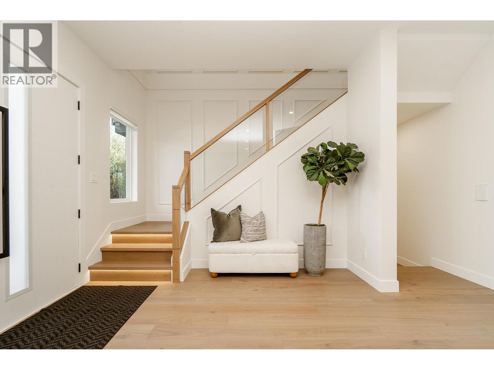 2715 Henry Street, Port Moody, British Columbia  V3H 2J8 - Photo 13 - R3060213