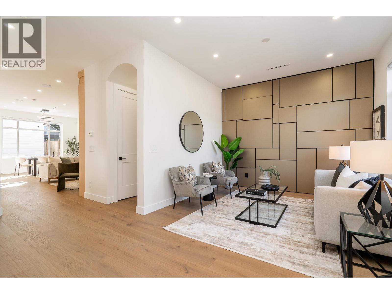 2715 Henry Street, Port Moody, British Columbia  V3H 2J8 - Photo 3 - R3060213