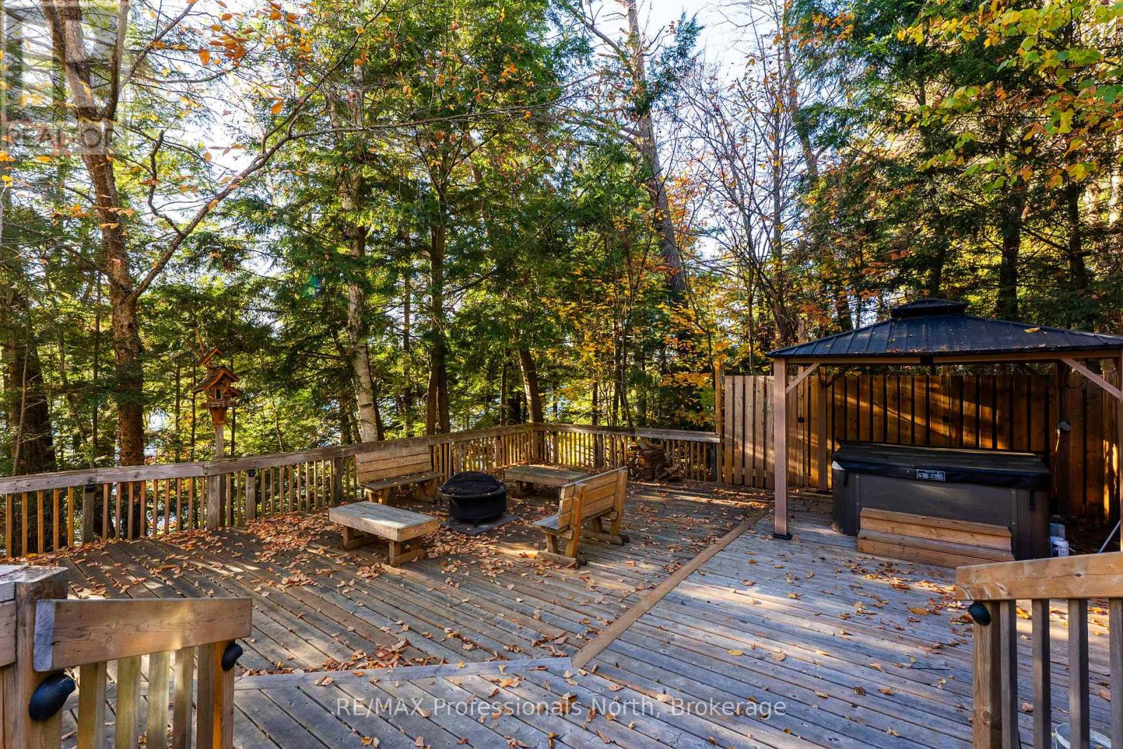 1289 Watts Road, Dysart Et Al, Ontario  K0M 1S0 - Photo 40 - X12472747