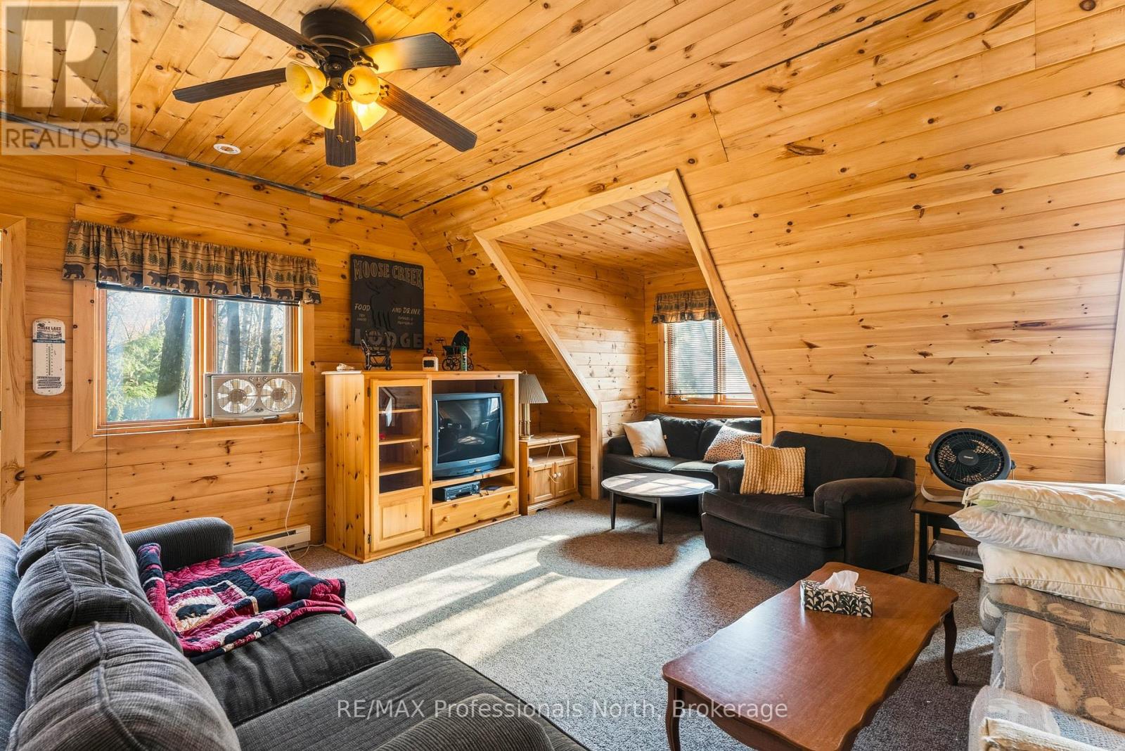 1289 Watts Road, Dysart Et Al, Ontario  K0M 1S0 - Photo 49 - X12472747