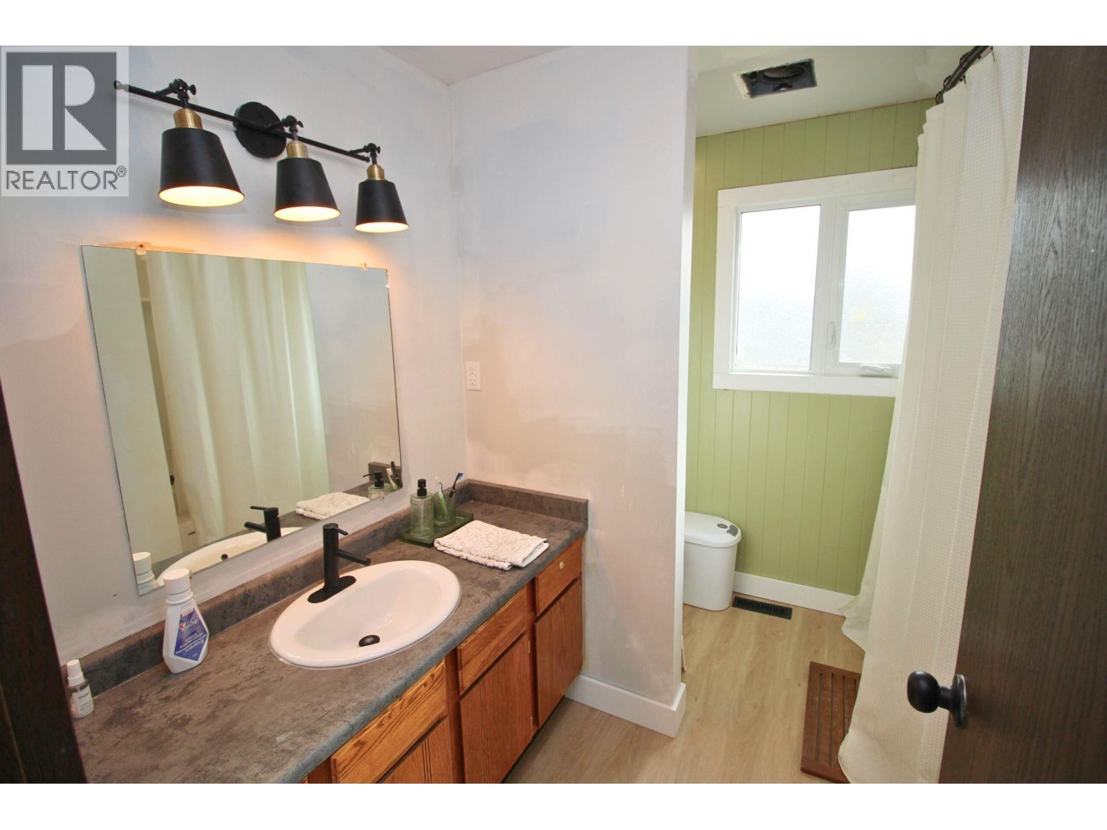 3280 Jewel Road, Houston, British Columbia  V0J 1Z0 - Photo 13 - R3059593