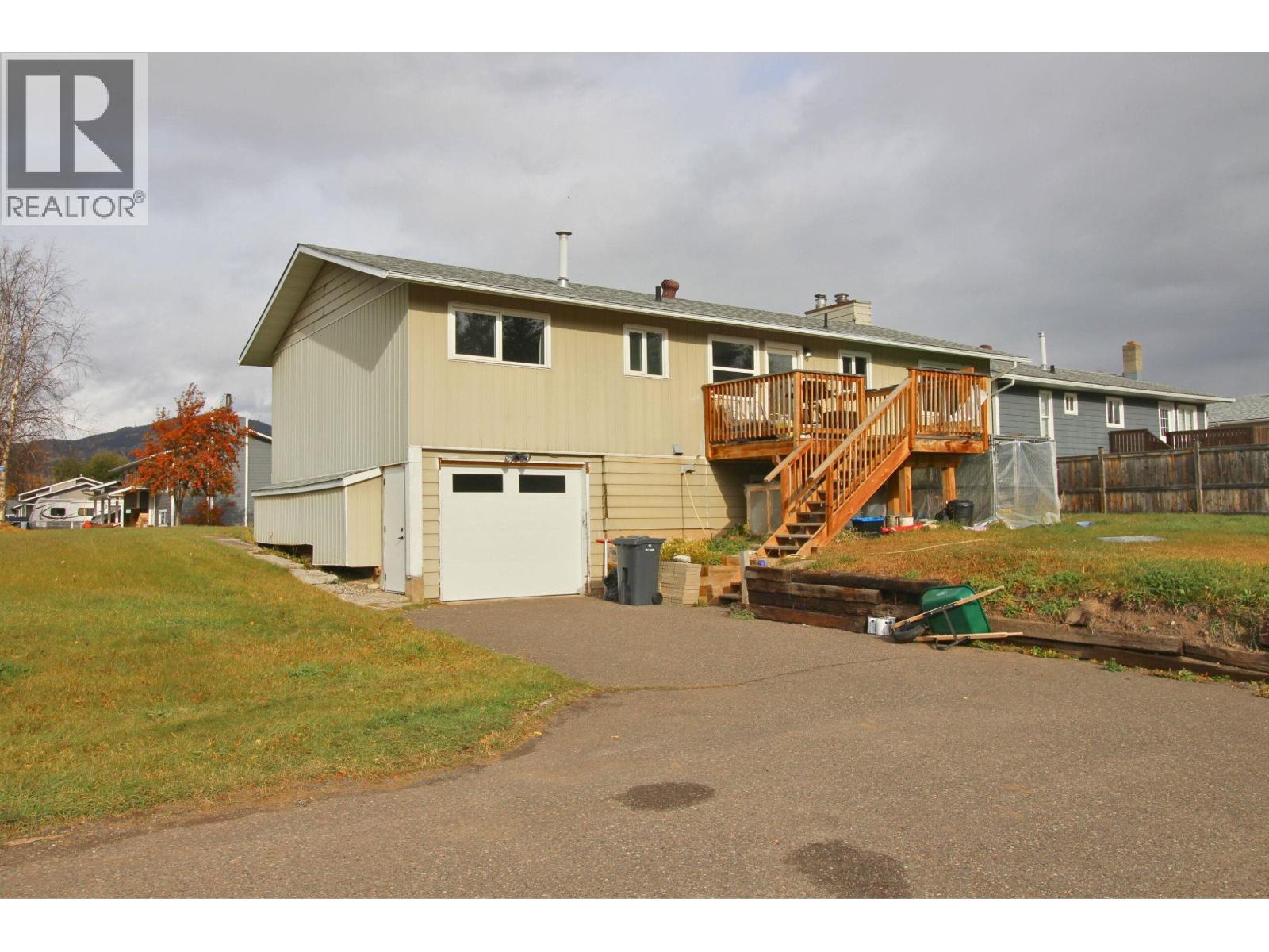 3280 Jewel Road, Houston, British Columbia  V0J 1Z0 - Photo 2 - R3059593