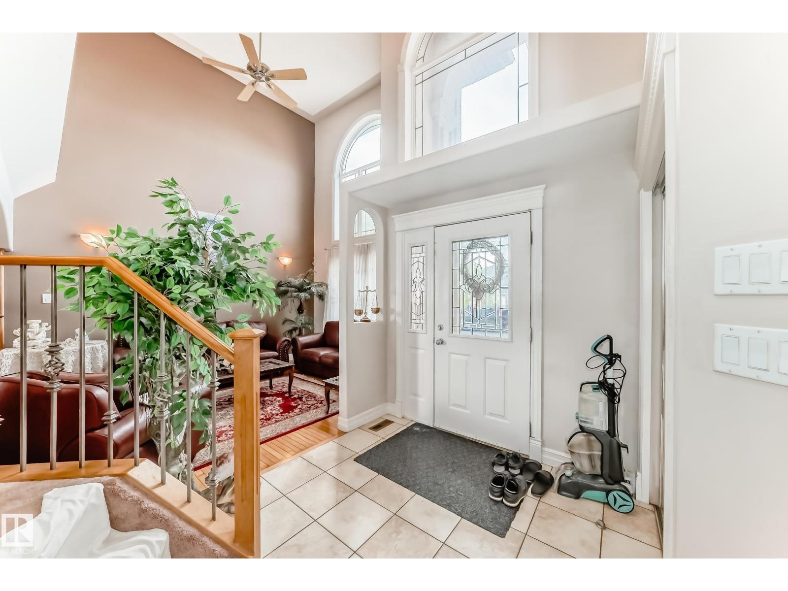 1525 Haswell Cl Nw, Edmonton, Alberta  T6R 3J4 - Photo 3 - E4462859
