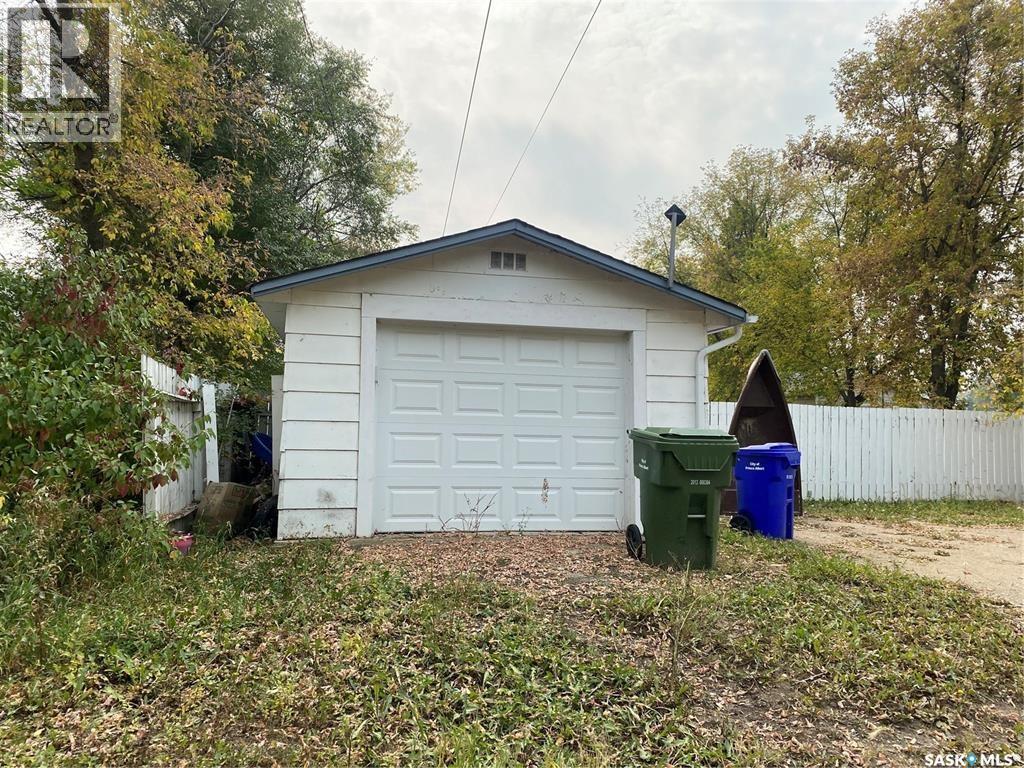 748 5th Street E, Prince Albert, Saskatchewan  S6V 0M5 - Photo 14 - SK020891