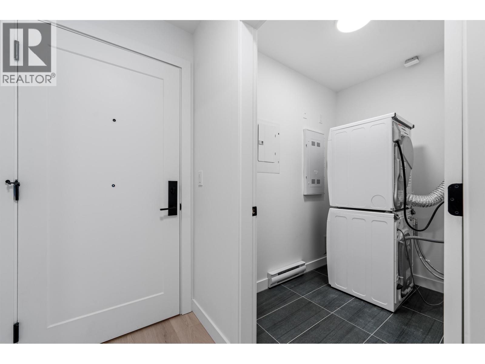 402 1100 Clarke Road, Port Moody, British Columbia  V3H 0N3 - Photo 10 - R3052264