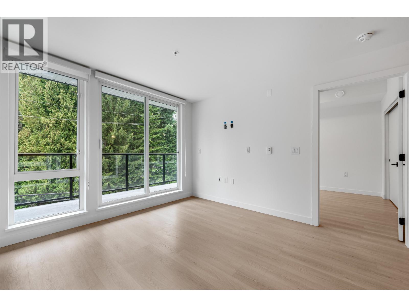 402 1100 Clarke Road, Port Moody, British Columbia  V3H 0N3 - Photo 6 - R3052264