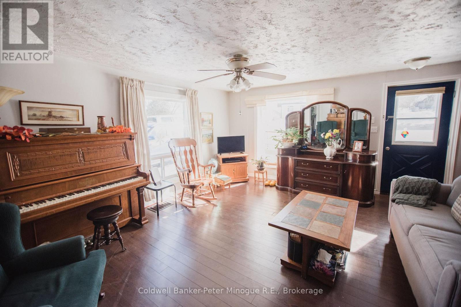 1074 James Street, Mattawa, Ontario  P0H 1V0 - Photo 13 - X12465762