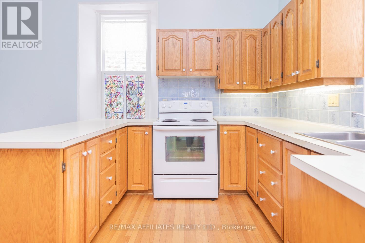 64 Clyde Street, Mississippi Mills, Ontario  K0A 1A0 - Photo 14 - X12472797