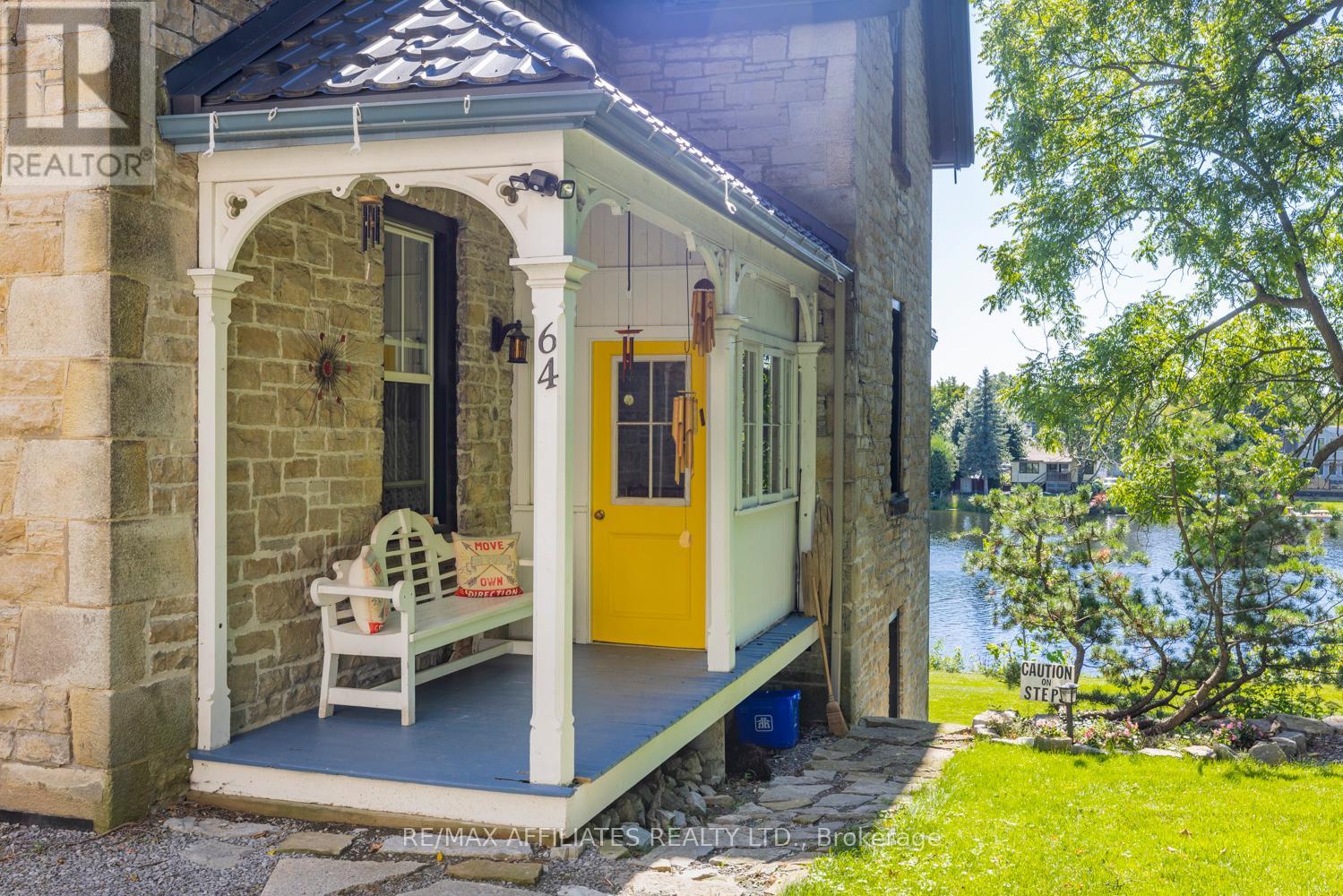 64 Clyde Street, Mississippi Mills, Ontario  K0A 1A0 - Photo 2 - X12472797