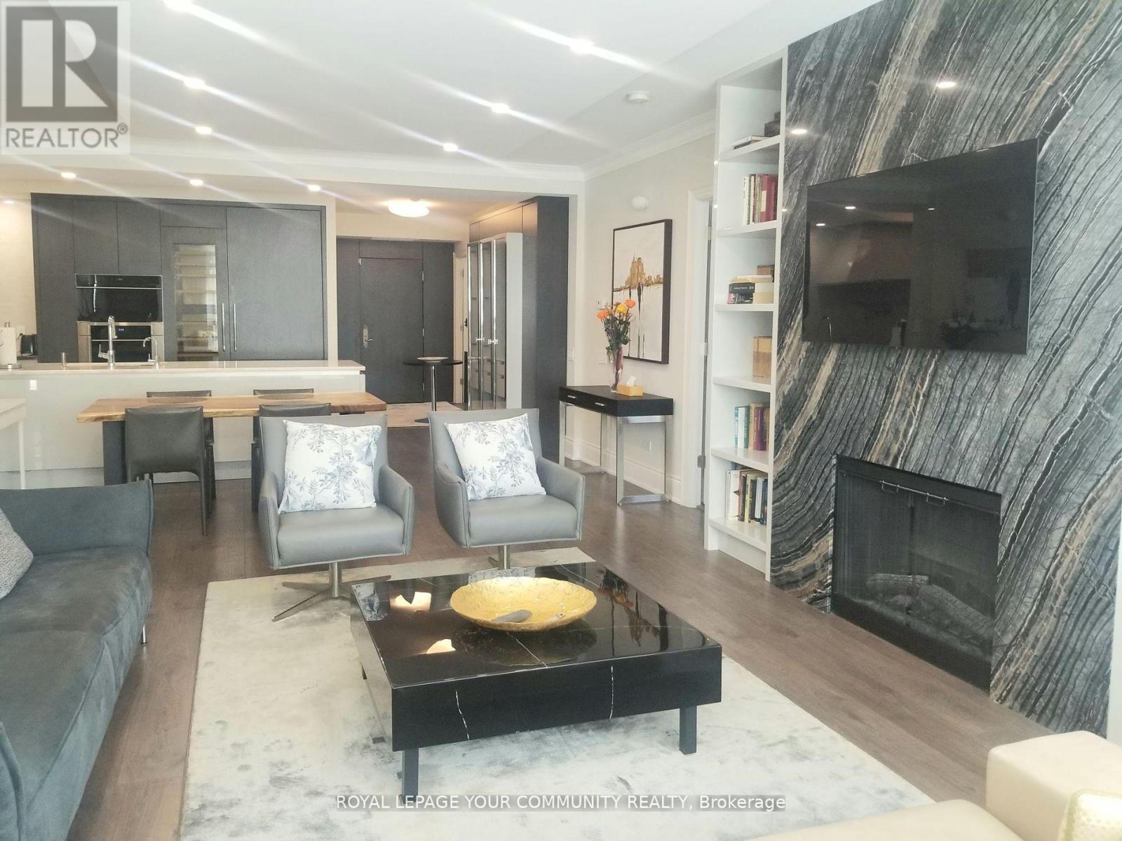 304 - 7071 Bayview Avenue, Markham, Ontario  L3T 7V8 - Photo 3 - N12471953