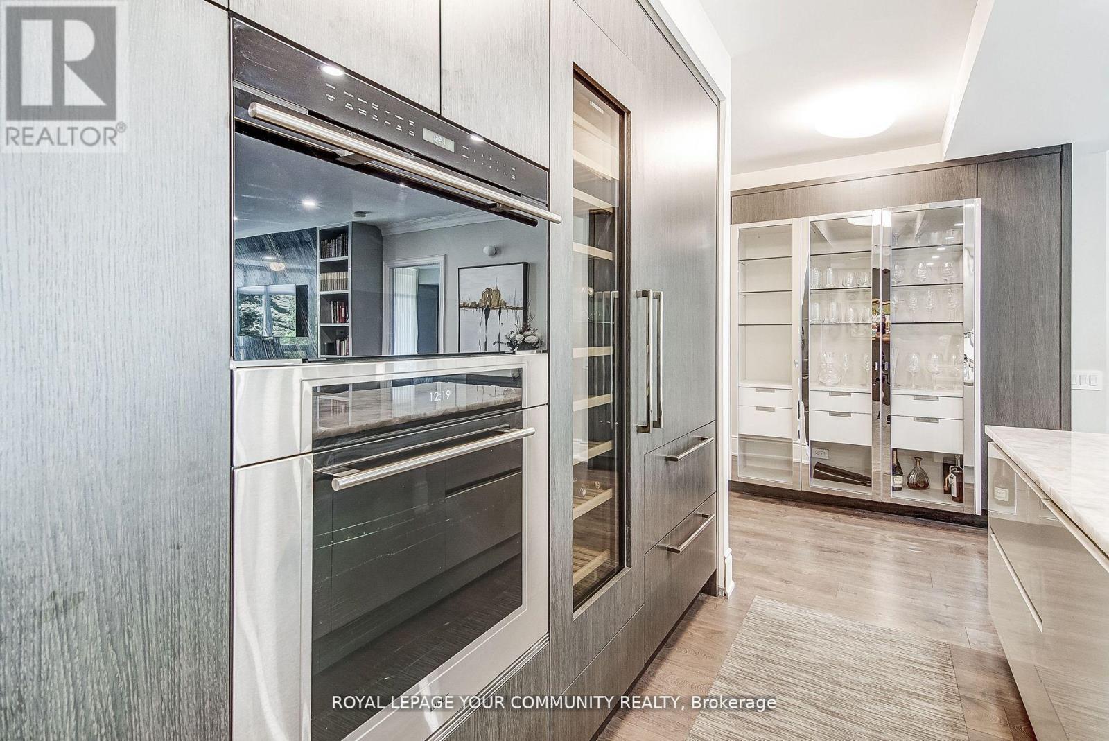 304 - 7071 Bayview Avenue, Markham, Ontario  L3T 7V8 - Photo 4 - N12471953