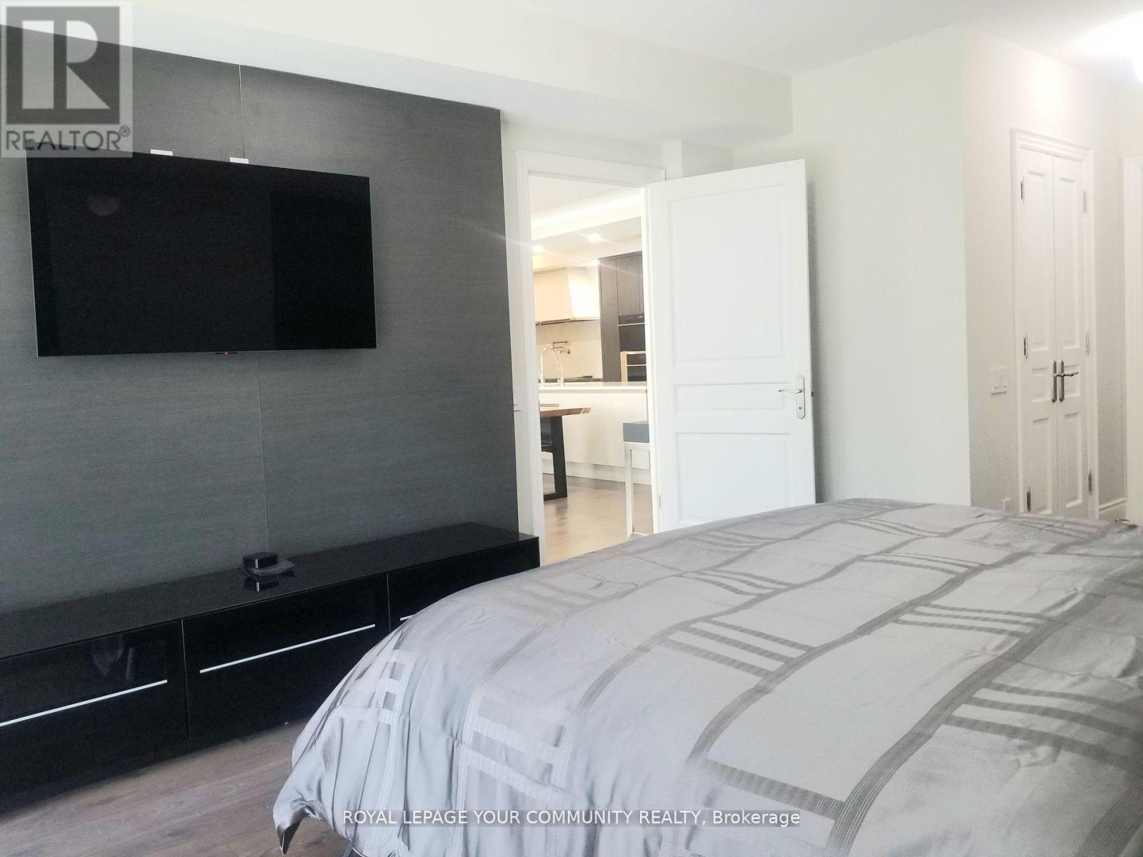 304 - 7071 Bayview Avenue, Markham, Ontario  L3T 7V8 - Photo 8 - N12471953