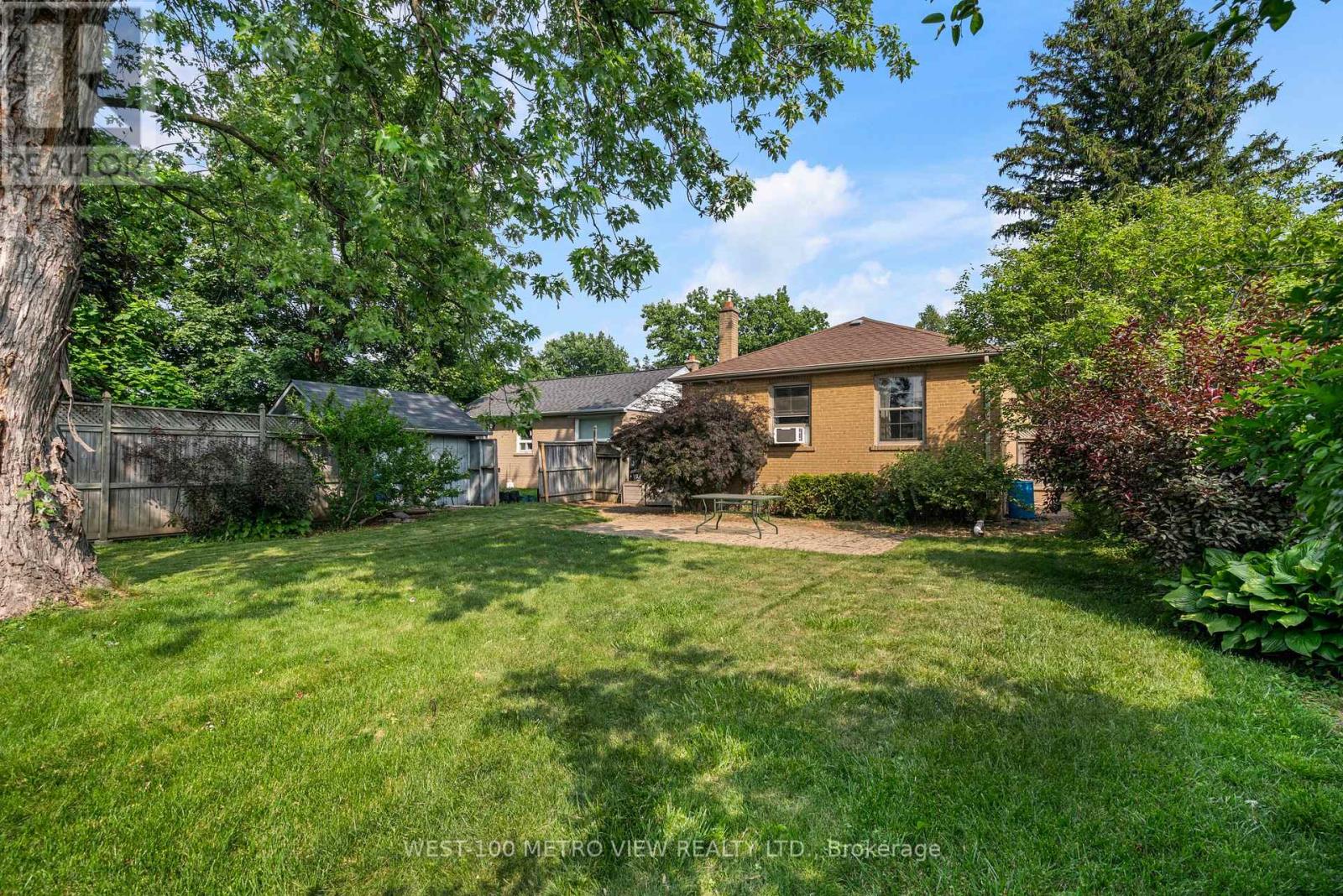 365 George Street, Milton, Ontario  L9T 1T2 - Photo 5 - W12472728