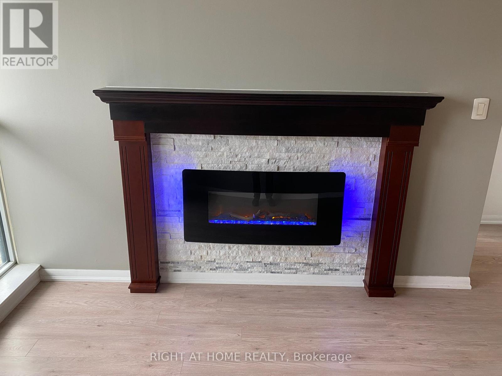 1822 - 800 Lawrence Avenue, Toronto, Ontario  M6A 1C3 - Photo 6 - W12472741