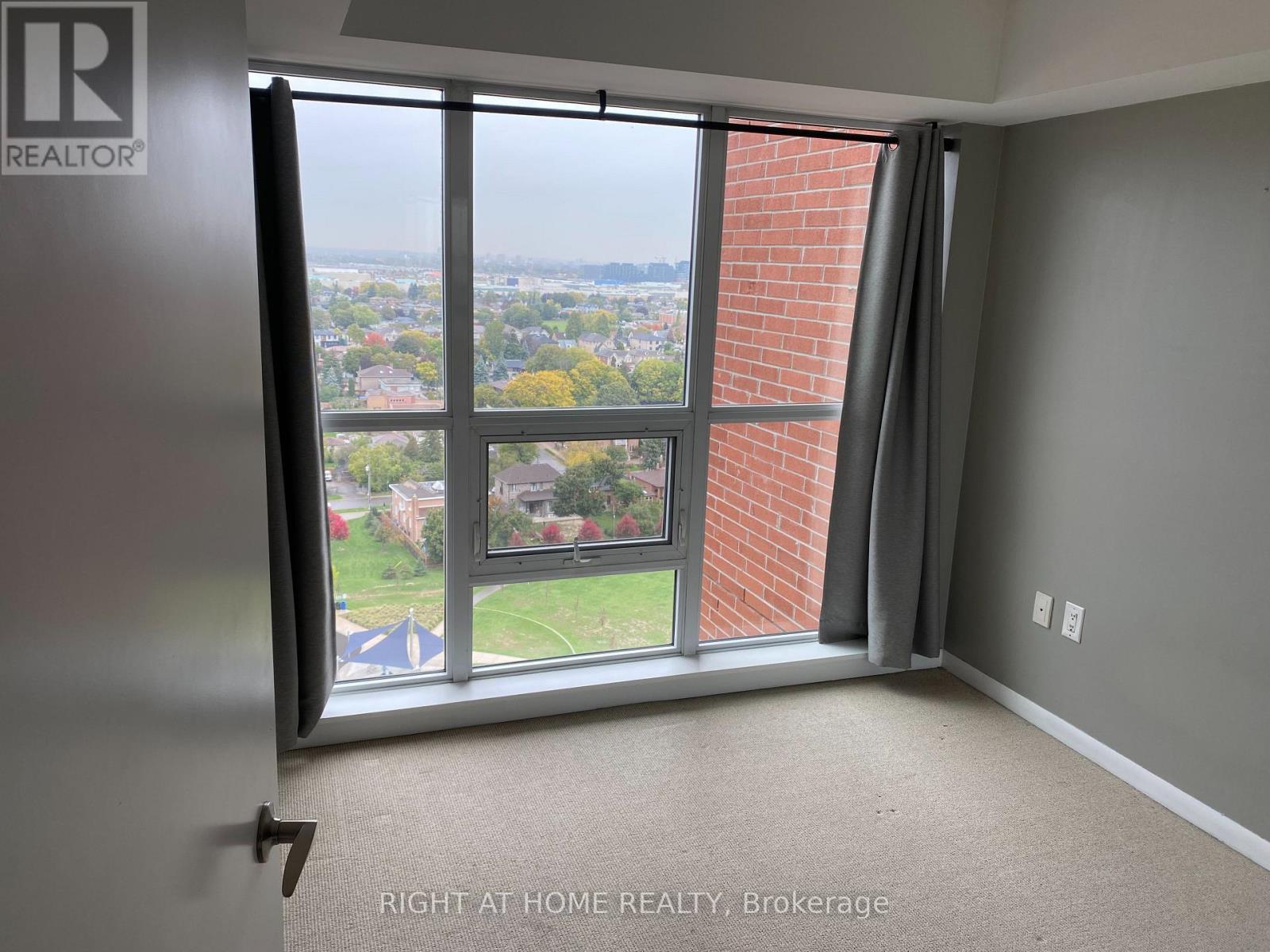 1822 - 800 Lawrence Avenue, Toronto, Ontario  M6A 1C3 - Photo 8 - W12472741