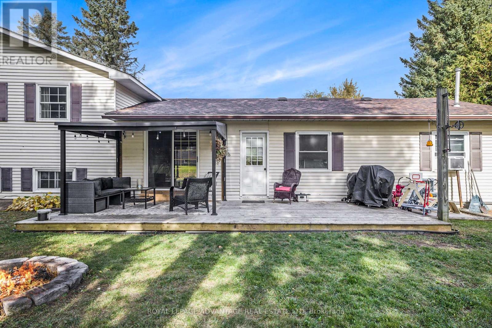 6 Fairlane Drive, Rideau Lakes, Ontario  K7A 4S5 - Photo 35 - X12472752
