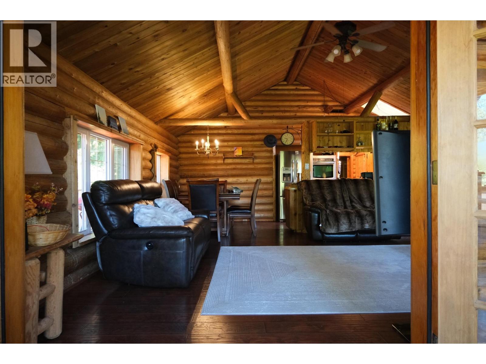 4061 Torry Road, Eagle Bay, British Columbia  V0E 1T0 - Photo 3 - 10366351