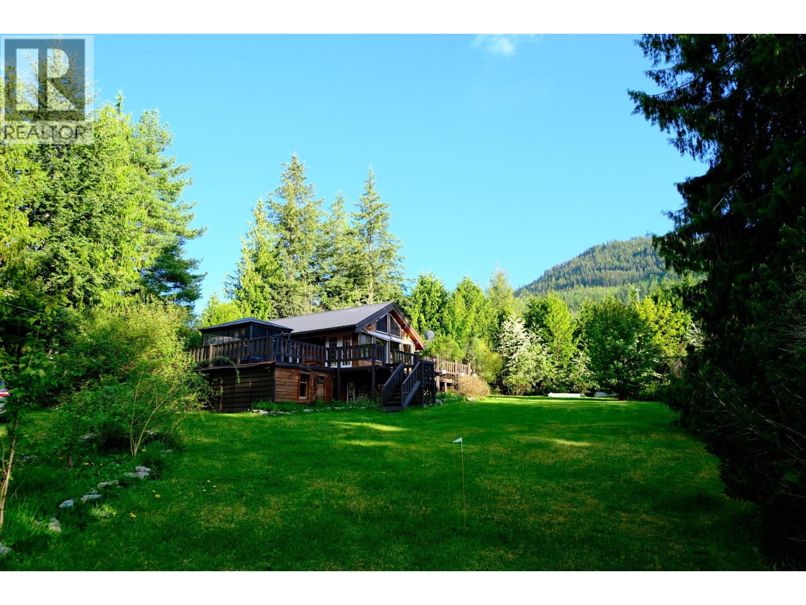 4061 Torry Road, Eagle Bay, British Columbia  V0E 1T0 - Photo 32 - 10366351