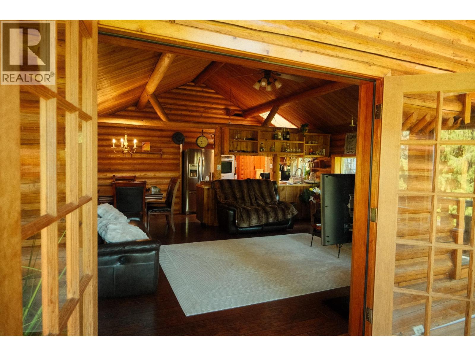 4061 Torry Road, Eagle Bay, British Columbia  V0E 1T0 - Photo 4 - 10366351