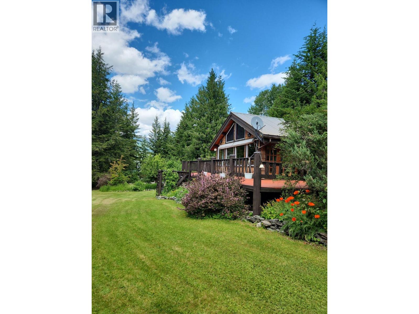 4061 Torry Road, Eagle Bay, British Columbia  V0E 1T0 - Photo 8 - 10366351