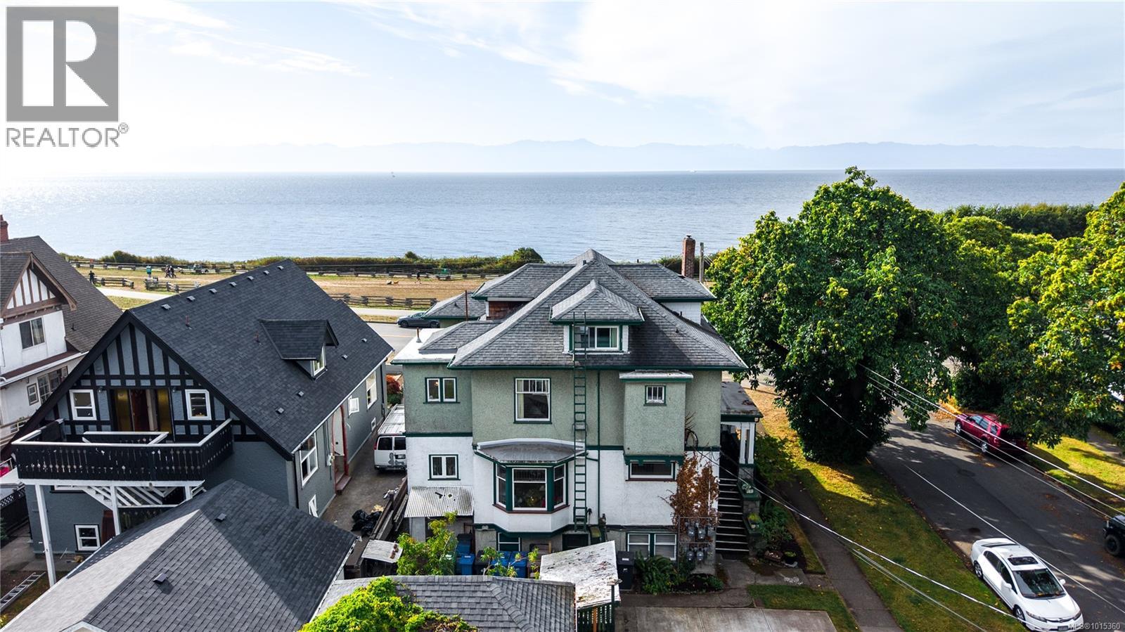 1124 Dallas Rd, Victoria, British Columbia  V8V 1B9 - Photo 1 - 1015360