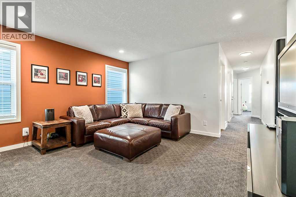 29 Cougar Ridge Close Sw, Calgary, Alberta  T3H 0V4 - Photo 18 - A2264743