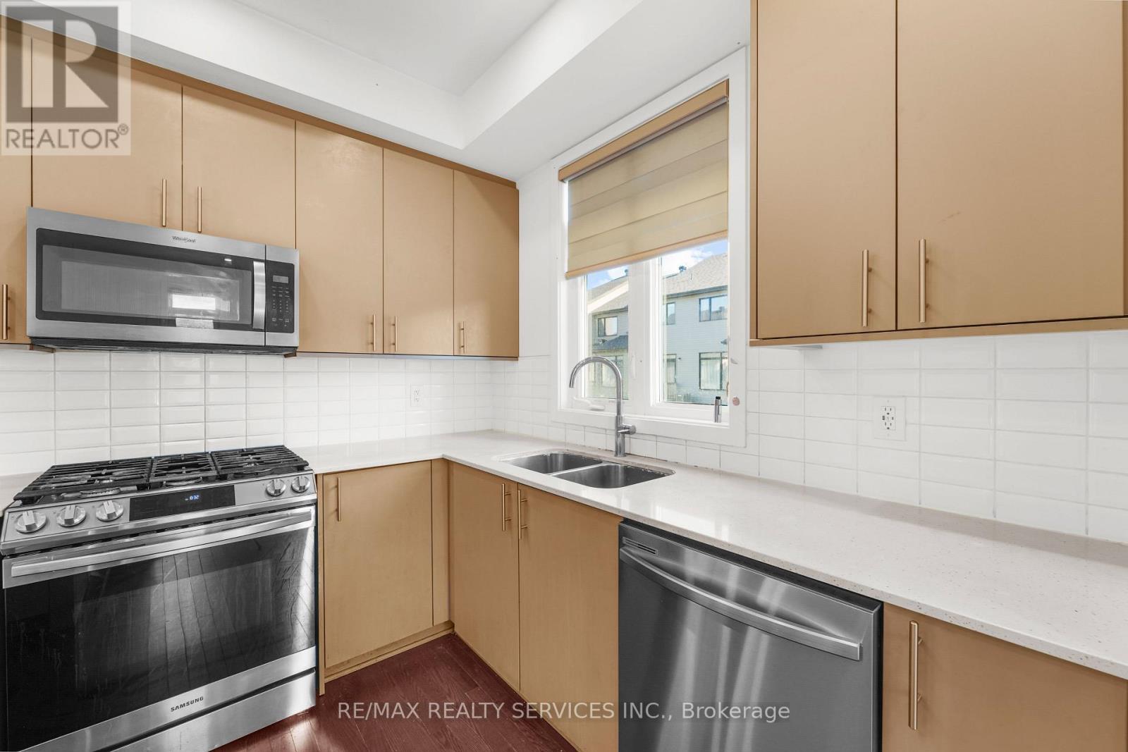 51 Moosonee Crescent, Ottawa, Ontario  K4M 0M1 - Photo 12 - X12472748