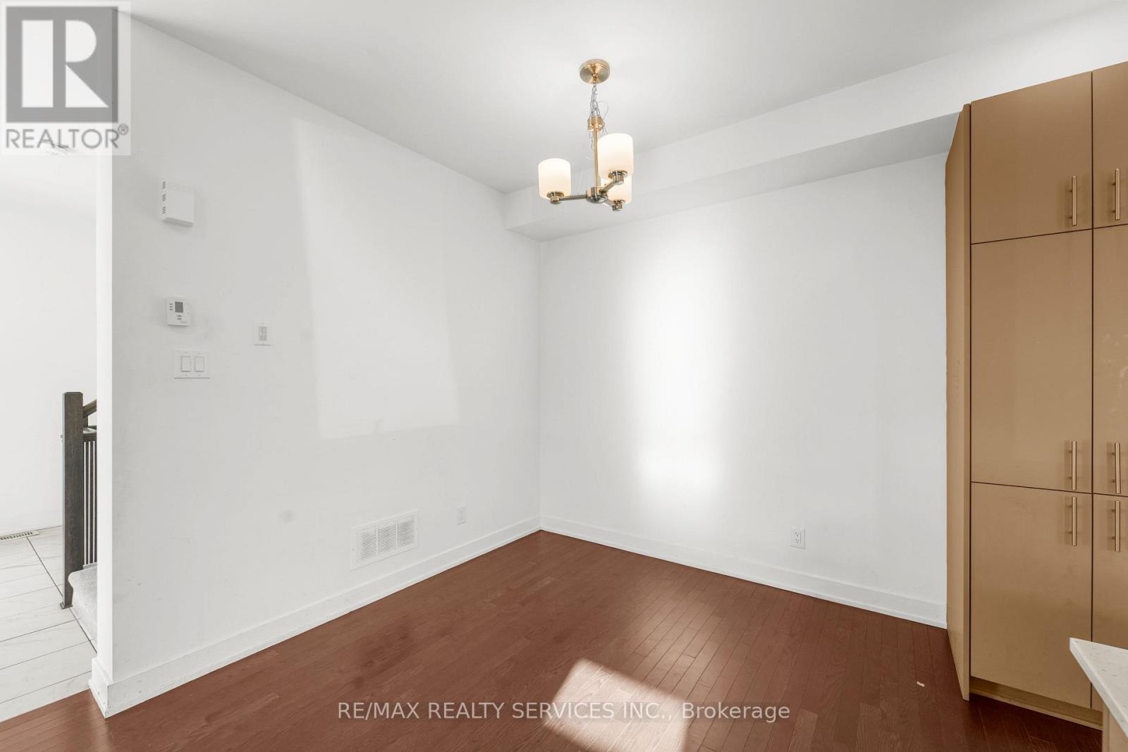 51 Moosonee Crescent, Ottawa, Ontario  K4M 0M1 - Photo 14 - X12472748