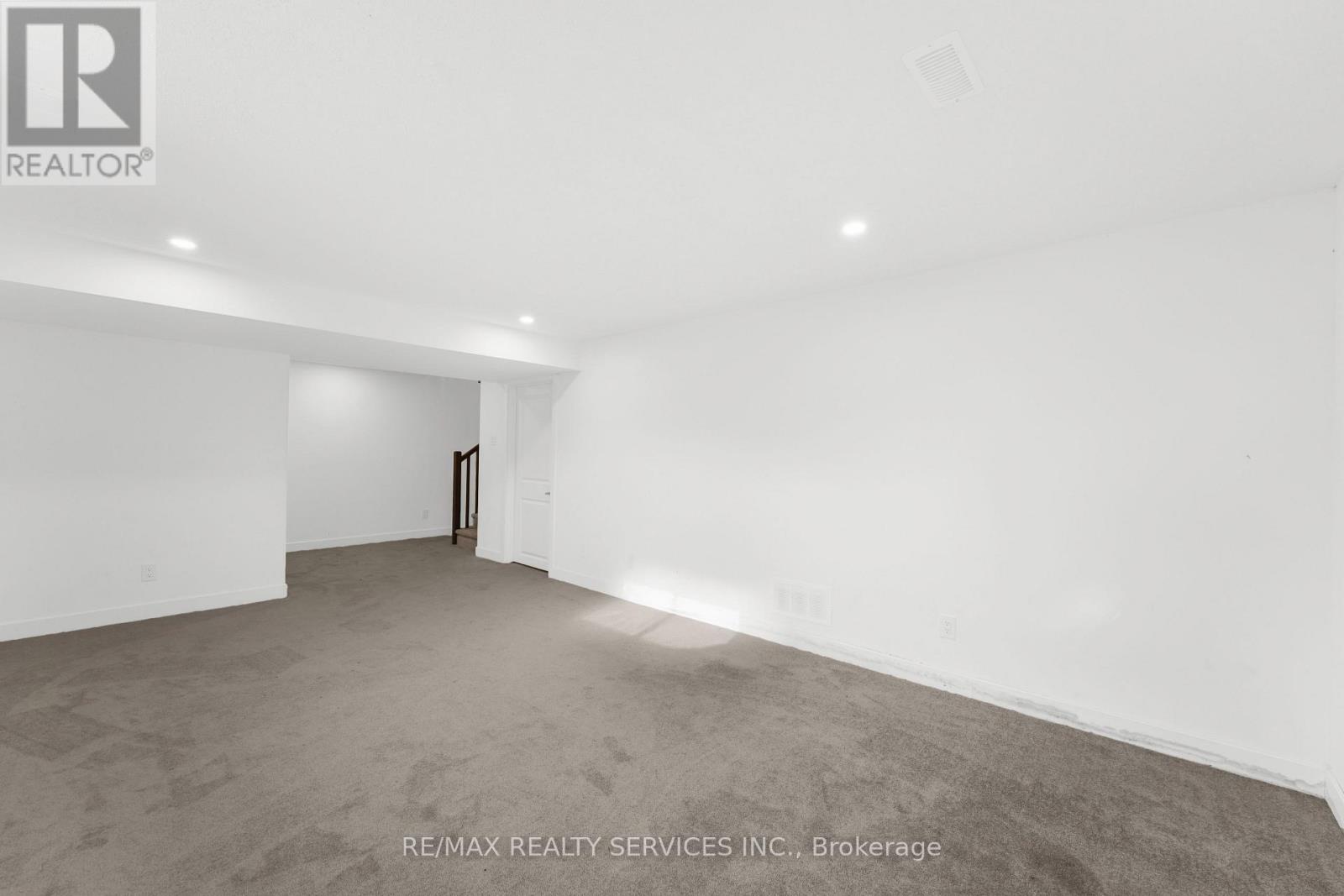 51 Moosonee Crescent, Ottawa, Ontario  K4M 0M1 - Photo 23 - X12472748