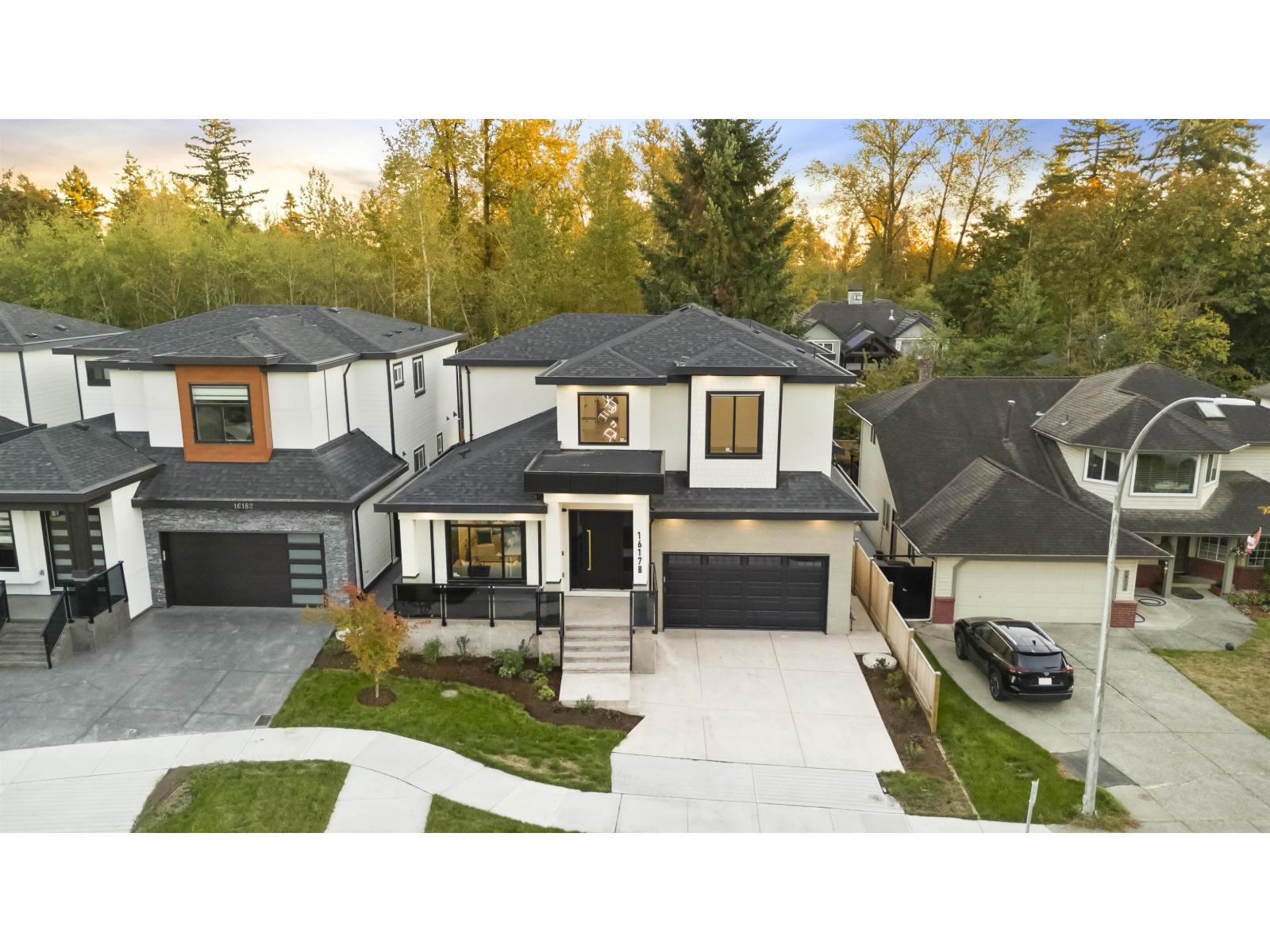 16178 78 Avenue, Surrey, British Columbia  V4N 0X4 - Photo 2 - R3060264
