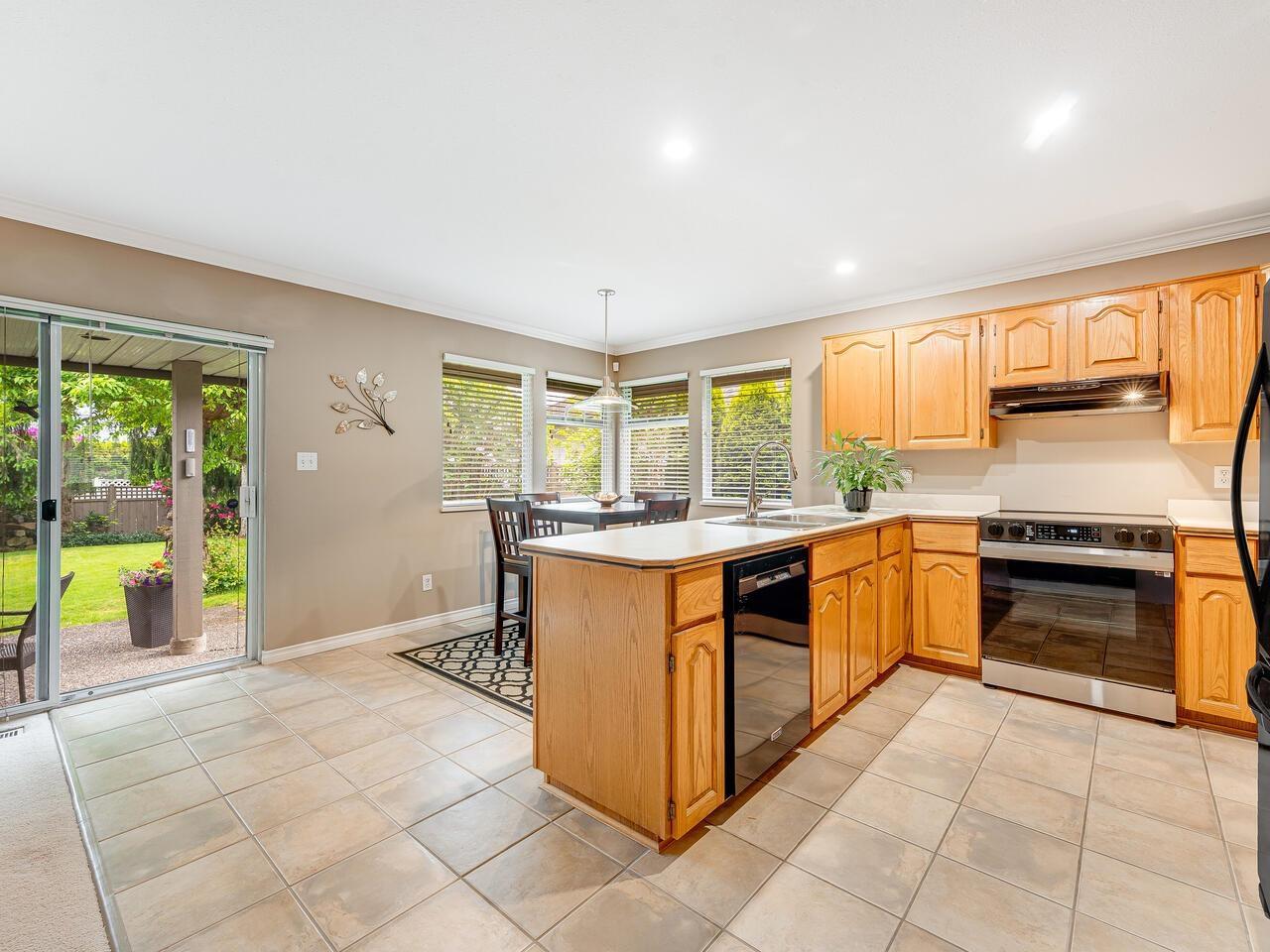 18842 64 Avenue, Surrey, British Columbia  V3S 7T9 - Photo 10 - R3060271