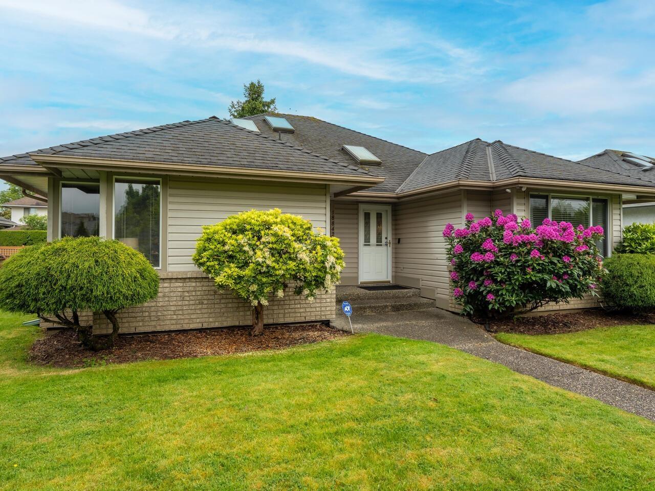 18842 64 Avenue, Surrey, British Columbia  V3S 7T9 - Photo 2 - R3060271