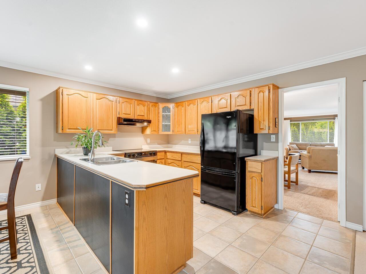 18842 64 Avenue, Surrey, British Columbia  V3S 7T9 - Photo 8 - R3060271