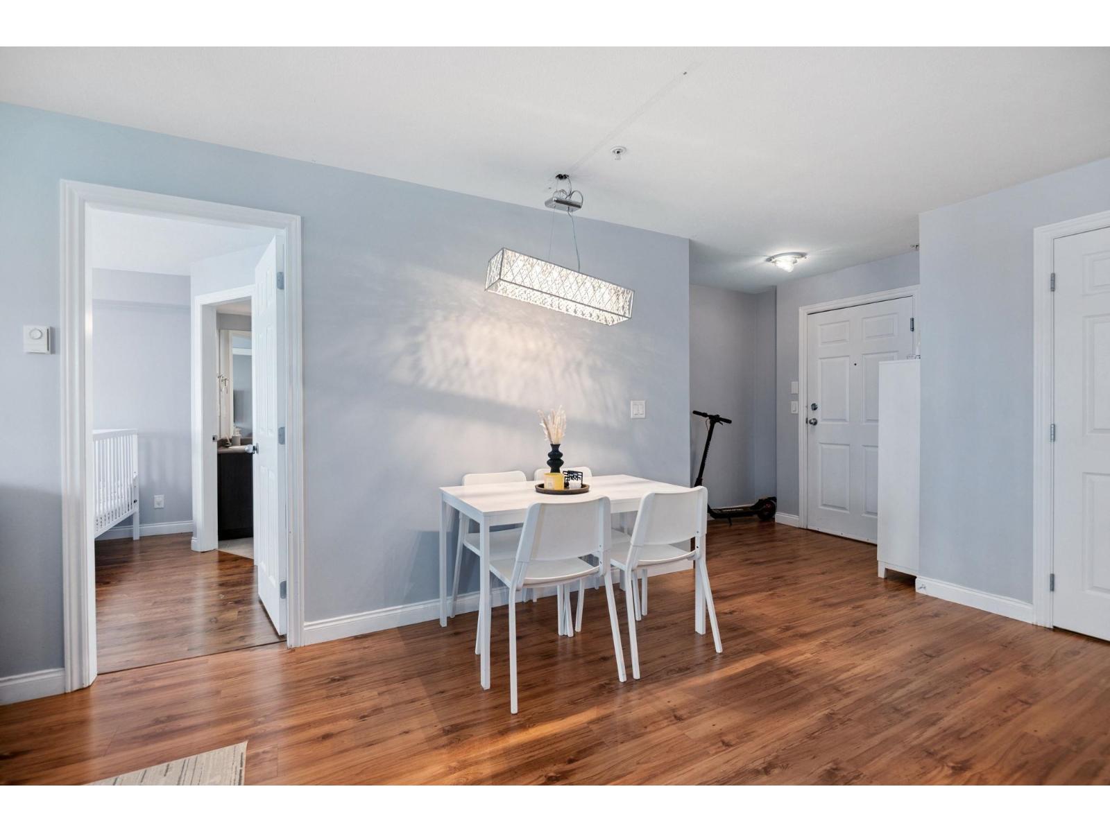 211 5454 198 Street, Langley, British Columbia  V3A 1G2 - Photo 8 - R3060280