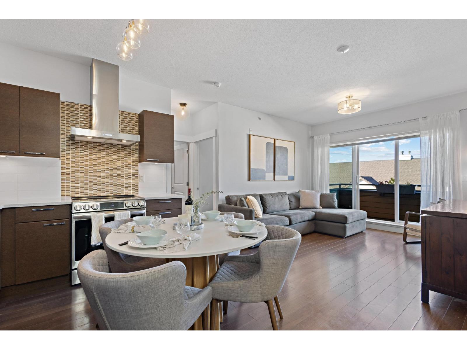 406 5811 177b Street, Surrey, British Columbia  V3S 4J4 - Photo 2 - R3060293