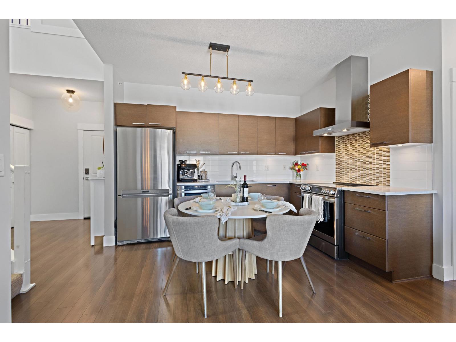 406 5811 177b Street, Surrey, British Columbia  V3S 4J4 - Photo 3 - R3060293