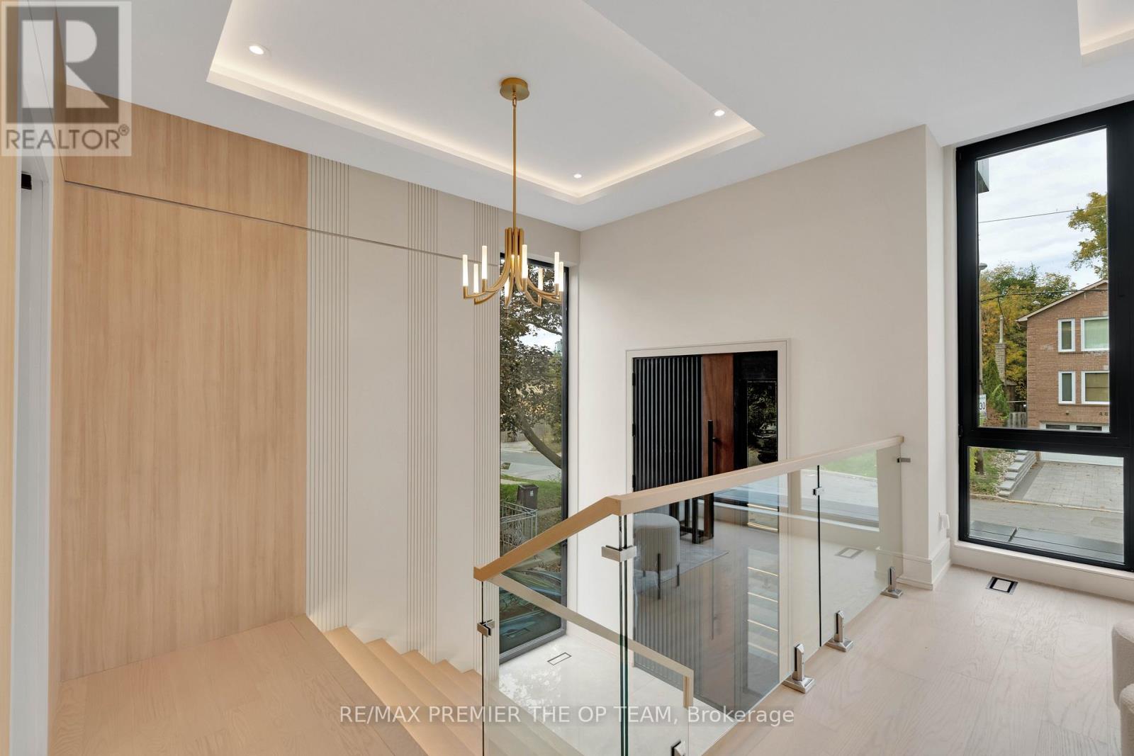 487 Coldstream Avenue, Toronto, Ontario  M5N 1Y6 - Photo 4 - C12472759